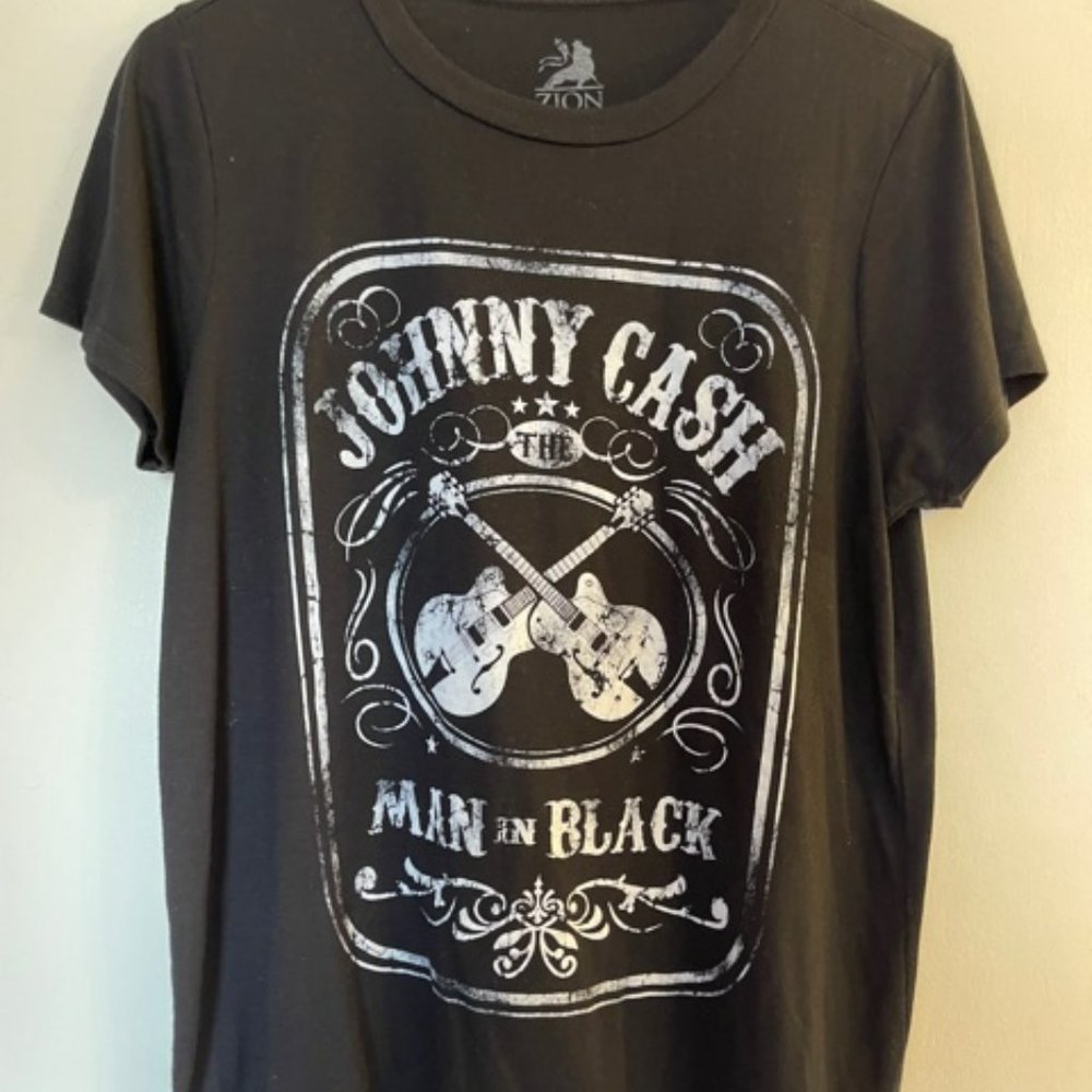 XL johnny cash shirt